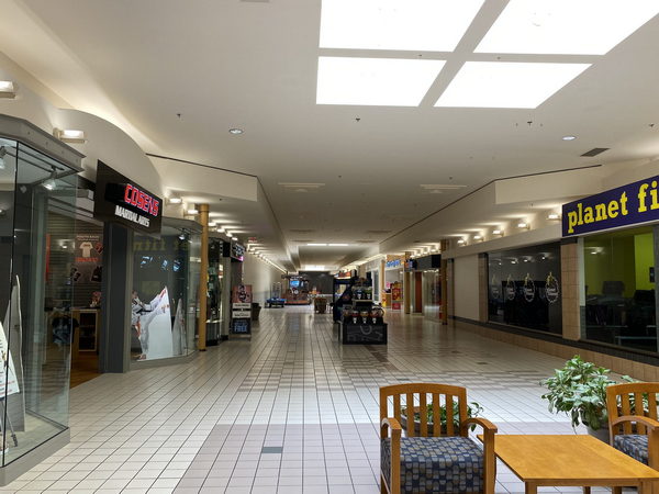 Bay City Mall (Bay City Town Center) - June 15 2022 Photo (newer photo)